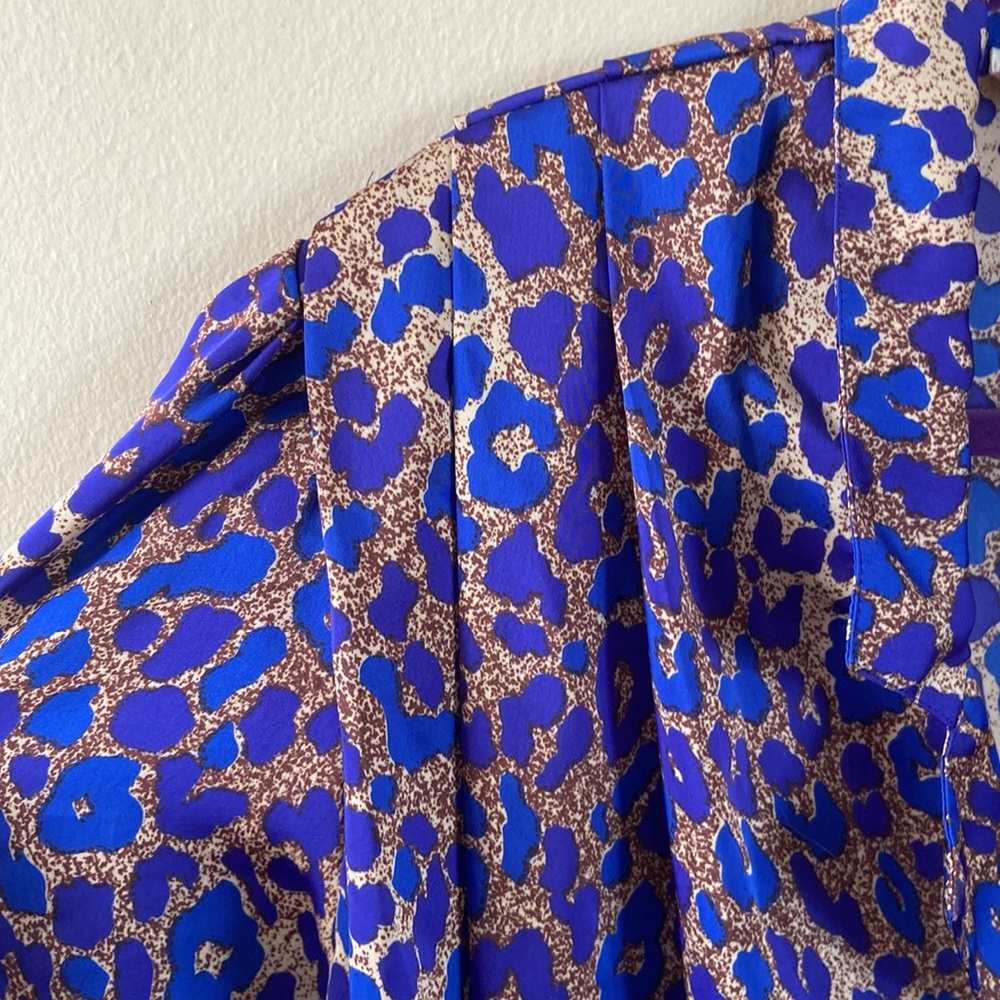 Beautiful Silky Button Down Blouse - image 7